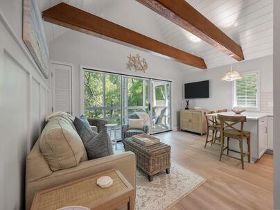 Photo 1 of 25 : 3577 Shipwatch Road, #Share G