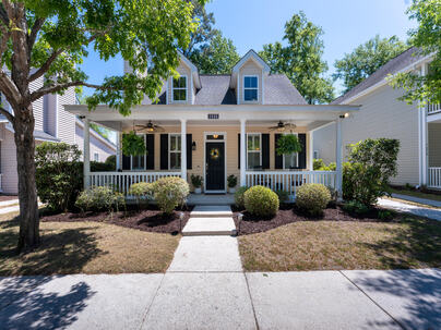 Photo 1 of 25 : 1696 Bee Balm Road