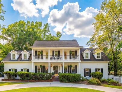 Photo 1 of 25 : 115 Old Postern Road