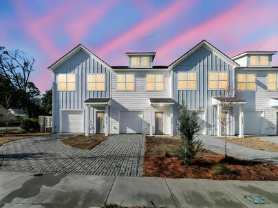 Photo 1 of 25 : 4005 Gravely Avenue