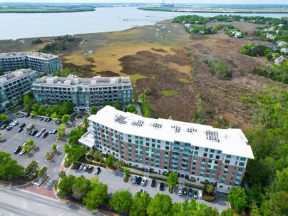 Photo 1 of 25 : 155 Wingo Way, #443