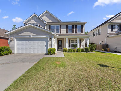 Photo 1 of 25 : 414 Glenmore Drive