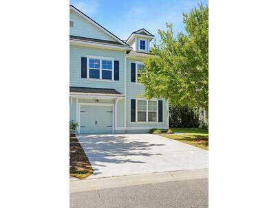 Photo 1 of 25 : 2094 Oyster Reef Lane