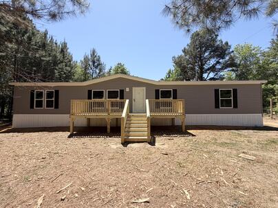 Photo 1 of 19 : 185 Fennel Lane