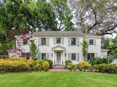 Photo 1 of 25 : 32 Jamestown Road