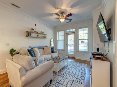 Photo 1 of 22 : 2000 Belle Isle Avenue, #Unit 101