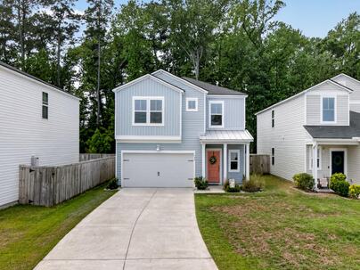 Photo 1 of 25 : 325 Saddlewood Drive