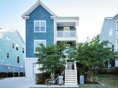 Photo 1 of 25 : 412 Topsail Court