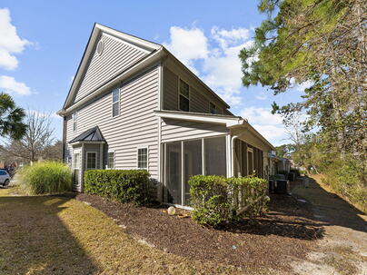 Photo 1 of 25 : 1441 Wellbrooke Lane