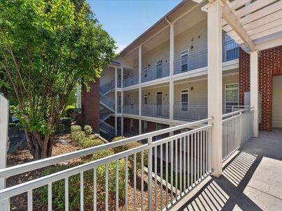 Photo 1 of 25 : 113 Ballard Lane