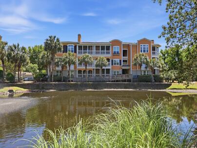 Photo 1 of 25 : 1934 Telfair Way