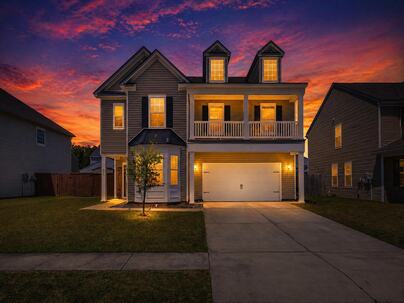 Photo 1 of 25 : 410 Philbrick Drive