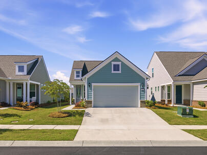 Photo 1 of 25 : 357 Dahlia Row Drive