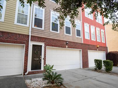 Photo 1 of 25 : 9038 Parlor Drive