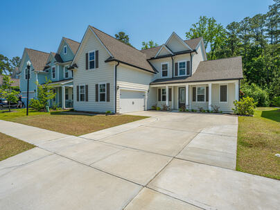 Photo 1 of 25 : 412 Oak View Way