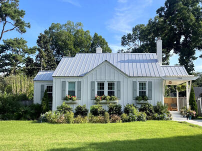 Photo 1 of 25 : 2166 Saint James Drive