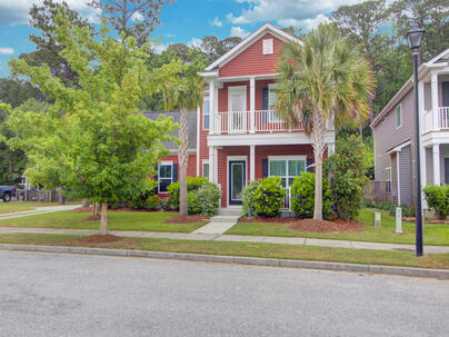 Photo 1 of 25 : 2840 Ortega Drive