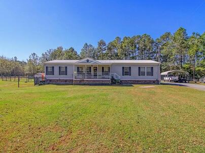 Photo 1 of 2 : 712 Wesley Grove Road