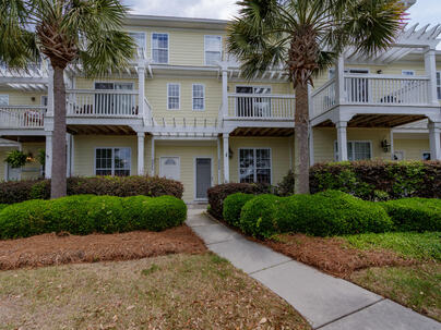 Photo 1 of 25 : 3028 Sugarberry Lane