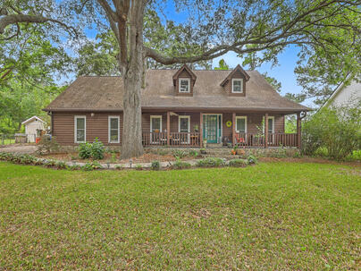 Photo 1 of 25 : 38 Crosscreek Drive