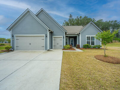 Photo 1 of 25 : 410 Elm Cove Way