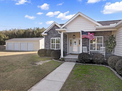 Photo 1 of 25 : 121 Edisto Dane Lane
