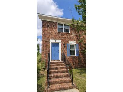 Photo 1 of 25 : 154 Rahway Road, #Apt A