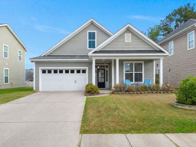 Photo 1 of 25 : 532 Crossland Drive