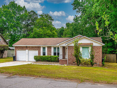 Photo 1 of 25 : 125 Mellard Drive