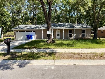 Photo 1 of 22 : 2952 Nantuckett Avenue