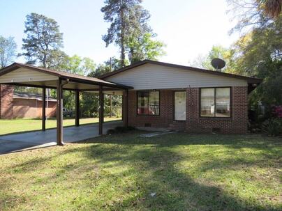 Photo 1 of 20 : 516 Rosewood Drive
