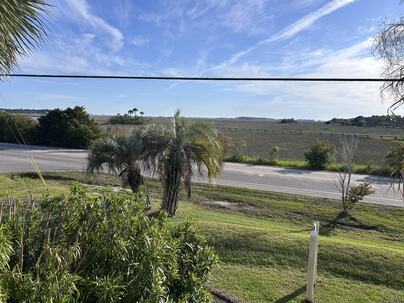 Photo 1 of 14 : 2262 Folly Road, #2j