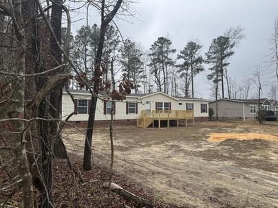 Photo 1 of 25 : 165 Ash Hill Drive