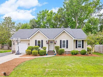 Photo 1 of 25 : 1535 Kentwood Circle