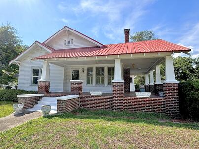 Photo 1 of 25 : 7204 Vance Road
