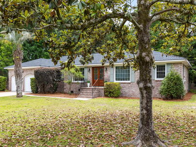 Photo 1 of 25 : 2849 Palmer Drive