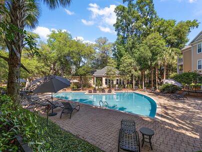 Photo 1 of 10 : 500 Bucksley Lane, #301