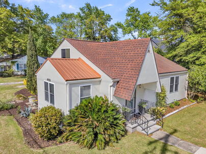 Photo 1 of 25 : 4950 Rhett Avenue