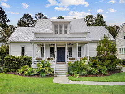 Photo 1 of 25 : 3849 Fifle Street