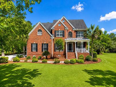 Photo 1 of 25 : 3379 Shagbark Circle
