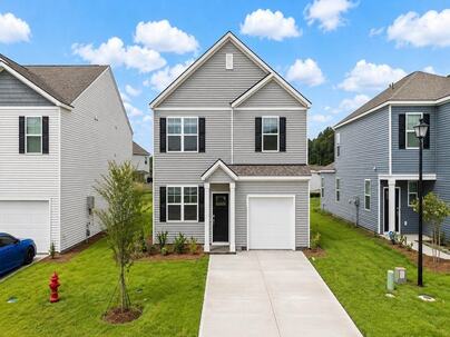 Photo 1 of 25 : 812 Baywood Lane