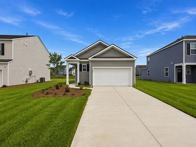 Photo 1 of 25 : 813 Baywood Lane