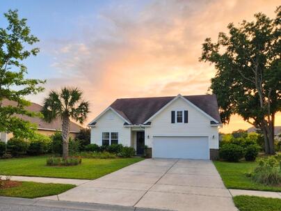 Photo 1 of 25 : 2737 Sunrose Lane