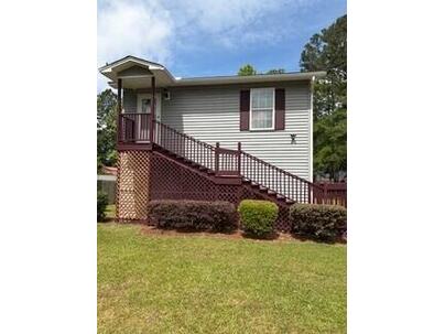 Photo 1 of 7 : 260 Koger Drive