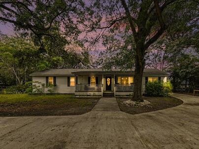Photo 1 of 25 : 9708 Jamison Road