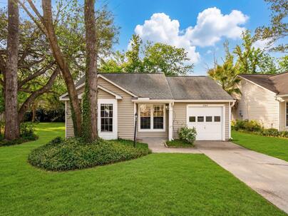 Photo 1 of 25 : 2763 Flower Creek Way