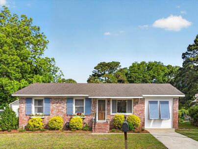 Photo 1 of 25 : 1554 Westwood Drive