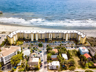 Photo 1 of 25 : 201 Arctic Avenue, #Apt 412
