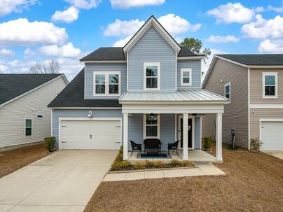 Photo 1 of 25 : 87 Red Bluff Street