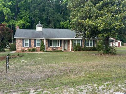 Photo 1 of 25 : 1184 Fellowship Drive